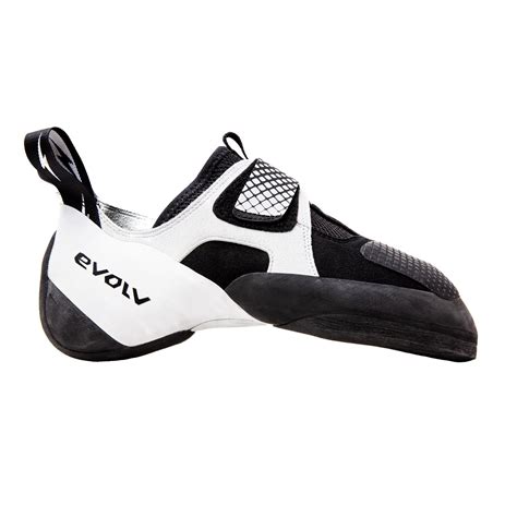 evolv zenist shoes.